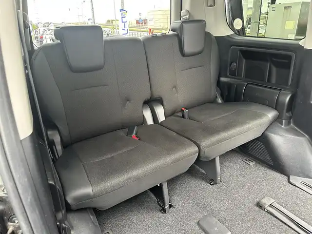 トヨタ ヴォクシー ZS 道北・旭川 2013(平25)年 12.3万km ブラック (株)IDOMが運営する【じしゃロン旭川店】の自社ローン専用車両になります。こちらは現金またはオートローンご利用時の価格です。自社ローンご希望の方は別途その旨お申付け下さい/　/・ベースグレード「ＺＳ」の特別仕様車「ＺＳ煌（きらめき）III」/・純正ナビ(CD/DVD/BT/SD/フルセグ)/・バックカメラ/・ビルトインETC/・ドライブレコーダー/・パドルシフト/・ステリングリモコン/・両側パワースライドドア/・フリップダウンモニター/・電動格納ウィンカーミラー/・プッシュスタート/・スマートキー/・フォグランプ/・取扱説明書