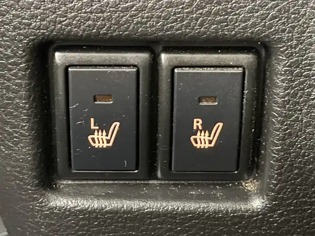 スズキ スペーシア ギア HYBRID XZ 愛知県 2019(令1)年 4.3万km フェニックスレッドパール/ガンメタリック2トーンルーフ 純正８型ナビ　シートヒーター　禁煙車　フルセグＴＶ　ＤＶＤ　ドラレコ　ＵＳＢ　衝突軽減　車線逸脱　ＬＥＤオートライト　両側パワスラ　フォグランプ　パーキングセンサー　ツートンカラー　オートハイビーム