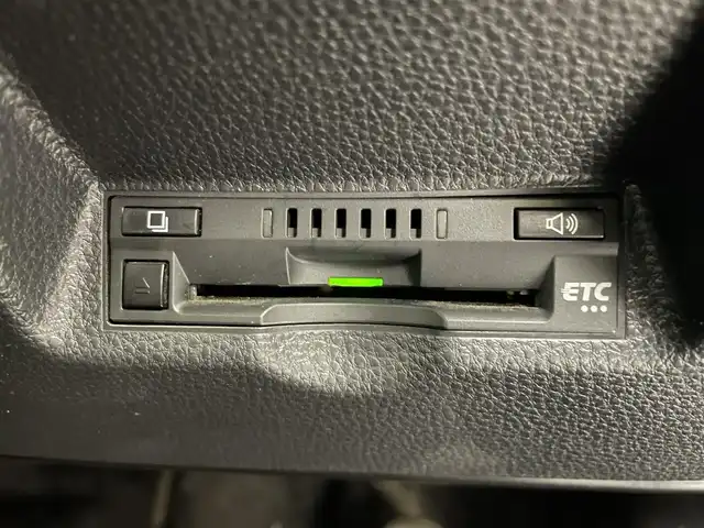 トヨタ ヤリスクロス ハイブリッド G 茨城県 2021(令3)年 6.7万km ブラックマイカ ・純正ディスプレイオーディオ/・Bluetooth/・社外前方ドライブレコーダー/・純正ビルトインＥＴＣ/・電動リアゲート/・クルーズコントロール/・レーンキープアシスト