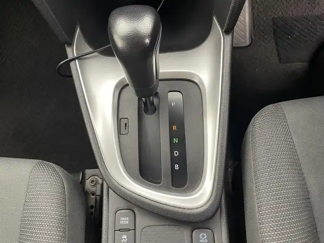 トヨタ ヤリスクロス ハイブリッド G 茨城県 2021(令3)年 6.7万km ブラックマイカ ・純正ディスプレイオーディオ/・Bluetooth/・社外前方ドライブレコーダー/・純正ビルトインＥＴＣ/・電動リアゲート/・クルーズコントロール/・レーンキープアシスト