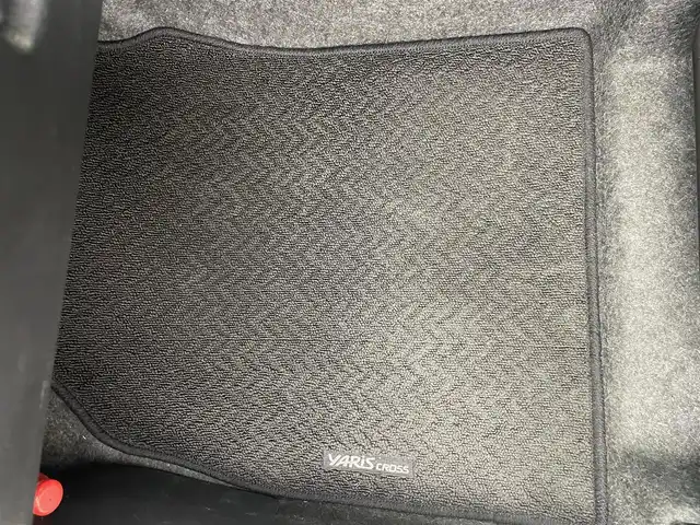 トヨタ ヤリスクロス ハイブリッド G 茨城県 2021(令3)年 6.7万km ブラックマイカ ・純正ディスプレイオーディオ/・Bluetooth/・社外前方ドライブレコーダー/・純正ビルトインＥＴＣ/・電動リアゲート/・クルーズコントロール/・レーンキープアシスト