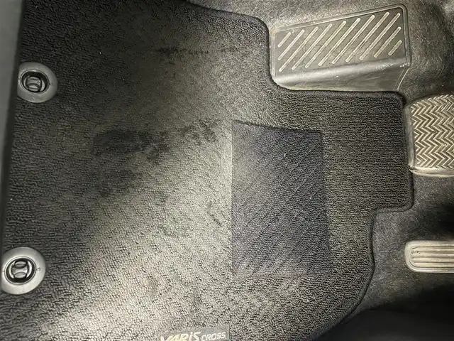 トヨタ ヤリスクロス ハイブリッド G 茨城県 2021(令3)年 6.7万km ブラックマイカ ・純正ディスプレイオーディオ/・Bluetooth/・社外前方ドライブレコーダー/・純正ビルトインＥＴＣ/・電動リアゲート/・クルーズコントロール/・レーンキープアシスト