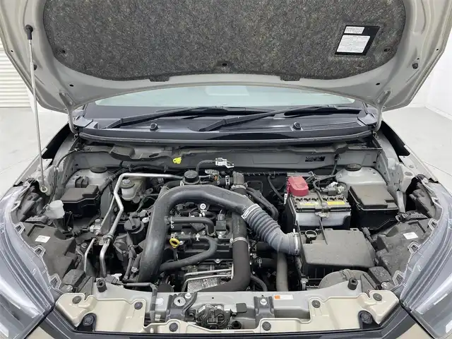 トヨタ ライズ Z 茨城県 2021(令3)年 4.9万km ナチュラルベージュマイカM 7インチディーラーオプションナビ（NS2T-W68T）/・AM/FM/DISC/フルセグTV/SD/Bluetooth/・全方位カメラ/ビルドインETC/前後コーナーセンサー/スマートアシスト/追従型クルーズコントロール/・衝突回避支援ブレーキ/・衝突警告機能/・車線逸脱警告機能/・車線逸脱抑制制御機能/・ブレーキ制御付誤発進抑制機能/・先行車お知らせ機能/シートヒーター（D+N席）/LEDヘッドライト/アイドリングストップ/AAC/スマートキー/カーテンエアバッグ