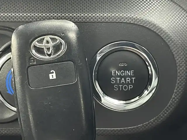 トヨタ ライズ Z 茨城県 2021(令3)年 4.9万km ナチュラルベージュマイカM 7インチディーラーオプションナビ（NS2T-W68T）/・AM/FM/DISC/フルセグTV/SD/Bluetooth/・全方位カメラ/ビルドインETC/前後コーナーセンサー/スマートアシスト/追従型クルーズコントロール/・衝突回避支援ブレーキ/・衝突警告機能/・車線逸脱警告機能/・車線逸脱抑制制御機能/・ブレーキ制御付誤発進抑制機能/・先行車お知らせ機能/シートヒーター（D+N席）/LEDヘッドライト/アイドリングストップ/AAC/スマートキー/カーテンエアバッグ