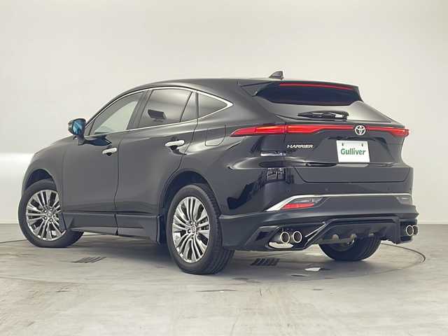 トヨタ ハリアー Z レザーパッケージ 愛知県 2023(令5)年 4.1万km ブラック 純正メモリナビ/・FM/AM/フルセグTV/BT/USB/Miracas/TVキャンセラー/JBLサウンド/パノラミックビューモニター/バックモニター/デジタルインナーミラー/ヘッドアップディスプレイ/調光パノラマルーフ/運転席助手席パワーシート/運転席シートメモリー/運転席助手席シートヒーター/レザーシート/ステアリングヒーター/革巻きステアリング/ステアリングスイッチ/オートLEDヘッドライト/オートハイビーム/電動パーキングブレーキ/オートブレーキホールド/ビルトインETC20/LTA/BSN/PCS/クリアランスソナー/RCTA/PKSB/RSA/横滑り防止装置/isofix/スペアキー１本