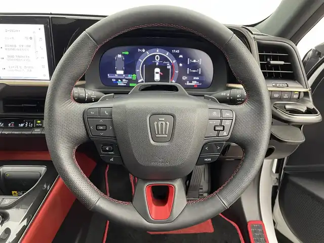 トヨタ クラウン スポーツ RS 宮城県 2024(令6)年 3.5万km プレシャスホワイトパール 4WD/プラグインハイブリッド/パノラマルーフ/全周囲カメラ/デジタルインナーミラー/純正コネクティッドナビ/パワーバックドア/ＨＵＤ/ＢＳＭ/安心降車アシスト/周辺車両接近時アシスト/ドライバーモニタリング/シート／ステアリングヒーター/100V電源/メモリ機能付パワーシート/ウィンドシールドデアイサー/フルセグTV/ドライブレコーダー機能/ETC2.0/充電ケーブル付属/禁煙車