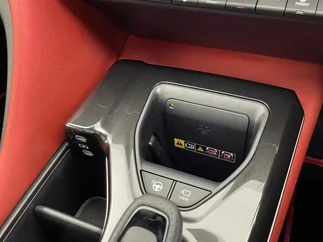 トヨタ クラウン スポーツ RS 宮城県 2024(令6)年 3.5万km プレシャスホワイトパール 4WD/プラグインハイブリッド/パノラマルーフ/全周囲カメラ/デジタルインナーミラー/純正コネクティッドナビ/パワーバックドア/ＨＵＤ/ＢＳＭ/安心降車アシスト/周辺車両接近時アシスト/ドライバーモニタリング/シート／ステアリングヒーター/100V電源/メモリ機能付パワーシート/ウィンドシールドデアイサー/フルセグTV/ドライブレコーダー機能/ETC2.0/充電ケーブル付属/禁煙車