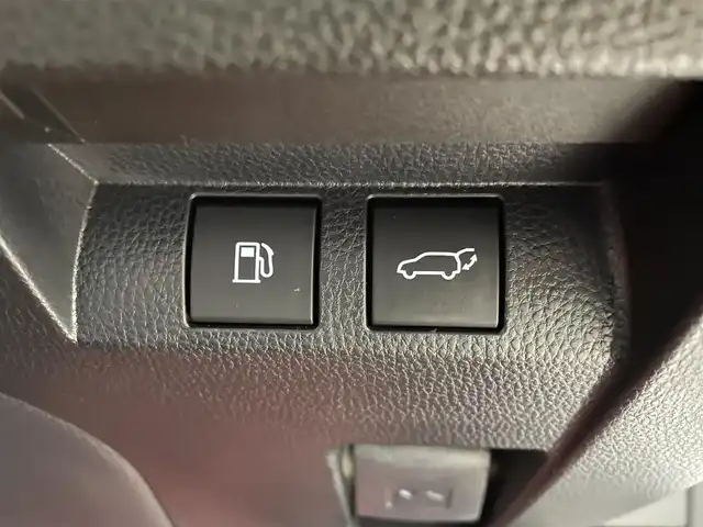 トヨタ クラウン スポーツ RS 宮城県 2024(令6)年 3.5万km プレシャスホワイトパール 4WD/プラグインハイブリッド/パノラマルーフ/全周囲カメラ/デジタルインナーミラー/純正コネクティッドナビ/パワーバックドア/ＨＵＤ/ＢＳＭ/安心降車アシスト/周辺車両接近時アシスト/ドライバーモニタリング/シート／ステアリングヒーター/100V電源/メモリ機能付パワーシート/ウィンドシールドデアイサー/フルセグTV/ドライブレコーダー機能/ETC2.0/充電ケーブル付属/禁煙車