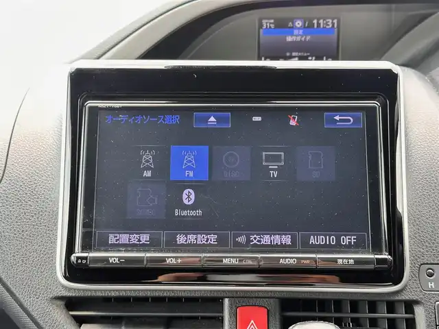 トヨタ ヴォクシー ZS 煌Ⅱ 宮城県 2019(平31)年 6.8万km ブラック Toyota Safety Sense /・プリクラッシュセーフティ/・レーンディパーチャーアラート/・オートマチックハイビーム/・発進遅れ告知機能/インテリジェントクリアランスソナー/12.1フリップダウンモニター（V12T-R66C）/純正9インチナビ【NSZT-Y66T】/・CD/DVD/・フルセグTV/・Bluetooth/・USB/ビルトインETC/両側パワースライドドア /LEDヘッドライト/フォグランプ/オートライト/革巻きステアリング/クルーズコントロール/ステアリングスイッチ/ウィンカー付電動格納式ミラー/純正16インチAW/純正フロアマット/純正ドアバイザー/Wエアバッグ/保証書