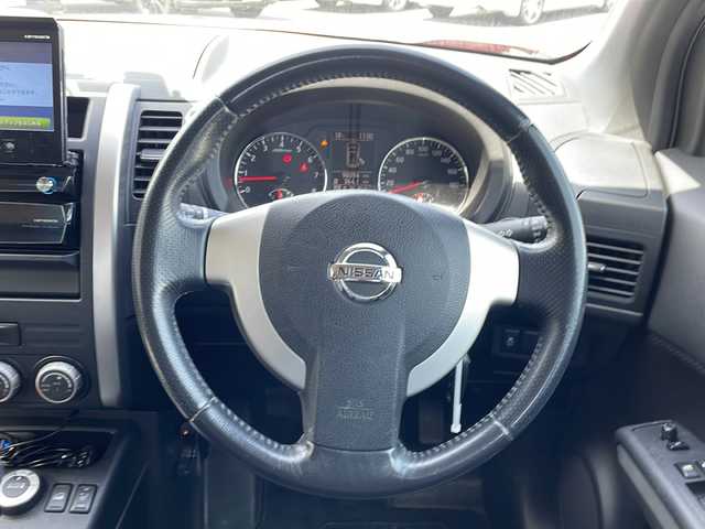 日産 エクストレイル 20X 新潟県 2012(平24)年 9.6万km バーニングレッド ４WD/社外メモリナビ/(CD/DVD/AM/FM/BT/フルセグ)/バックカメラ/オートライト/全席シートヒーター/レザーシート/純正アルミホイール付サマータイヤ車載(4ミリ)/フロアマット/スペアキー/スマートキー/ETC