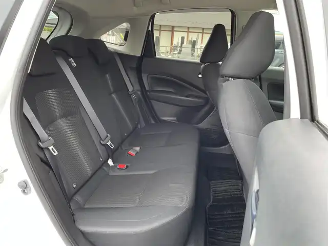 日産 ノート X 山梨県 2021(令3)年 7万km ピュアホワイトパール 純正9型ナビ/　(AM/FM/AppleCarPlay、AndroidAuto対応)/フルセグTV/インテリジェントアラウンドビューモニター/ビルトインETC2.0/ドライブレコーダー/インテリジェントクルーズコントロール/ソナー機能/プロパイロット/全方位運転支援システム/・インテリジェントエマージェンシーブレーキ/・踏み間違い衝突防止アシスト/・標識検知機能/・前方衝突予測警報/・車両逸脱防止支援システム/・ふらつき警報/・後側方衝突防止支援システム/SOSコール/インテリジェントルームミラー/アダプティブLEDヘッドランプ/ステアリングスイッチ/純正OP16インチエスティーロAW/インテリジェントキー/スペアキー/プッシュパワースターター/保証書