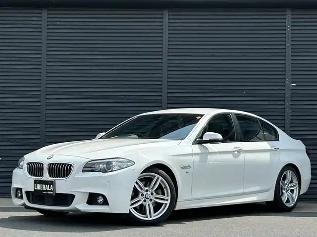 ＢＭＷ ５２３ｄ Mスポーツ 茨城県 2016(平28)年 3.5万km アルピンホワイトⅢ 後期型　/インテリジェントＳＦＴ　/ＬＤＷ　/ＡＣＣ　/Ｂカメラ　/ＰＤＣ　/ＯＰ１９インチＡＷ　/ナビ　/１２セグ　/ＢＴ　/ＵＳＢ　/ＤＶＤ　/キセノン　/オートライト　/パワーシート　/ＥＴＣ　/ドラレコ　/禁煙車