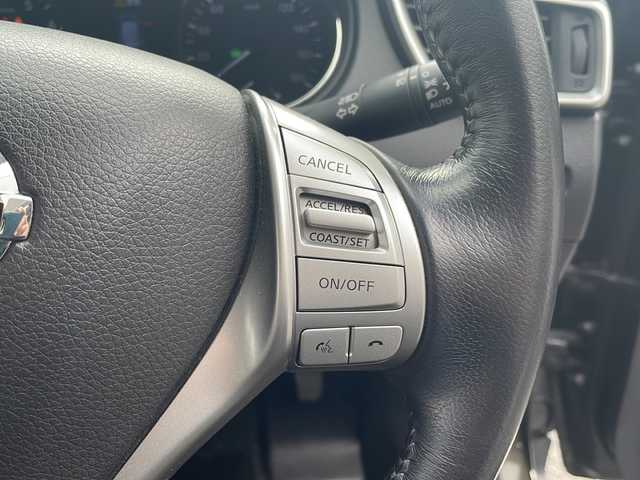 日産 エクストレイル 20Xt エマージェンシーブレーキ 京都府 2016(平28)年 3.9万km チタニウムカーキ 純正ＨＤＤナビ　アラウンドビューモニター　クルーズコントロール　エマージェンシーブレーキ　ＬＥＤヘッドライト　ルーフレール　電動リアゲート　コーナーセンサー　ビルトインＥＴＣ　インテリジェントキー