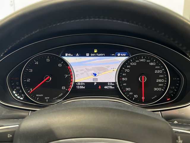 アウディ Ａ７ SB 3．0 TFSI クワトロ 新潟県 2017(平29)年 4.5万km グレイシアホワイトメタリック オプション装備/サンルーフ/4ゾーンデラックスオートマチックエアコンディショナー/標準装備/・マトリクスLEDヘッドライト/・LEDリヤコンビネーションライト ダイナミックターンインジケーター/・リヤスポイラー/・ステアリングホイール 4スポーク レザー マルチファンクション/・MMIナビゲーション／ MMIタッチ/・バーチャルコクピット/・BOSE サラウンドサウンドシステム/・アダプティブクルーズコントロール/・アウディアクティブレーンアシスト/・アウディサイドアシスト/・アウディパーキングシステム/・オートマチックテールゲート/・ブラウンレザーシート/・シートヒーター/・パワーシート/・ドライブレコーダー/・USB×2/・純正20インチアルミホイール/・スペアキー