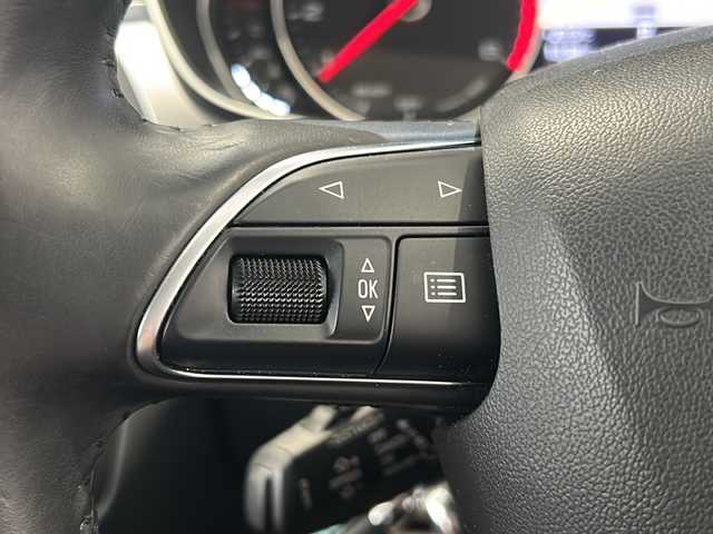アウディ Ａ７ SB 3．0 TFSI クワトロ 新潟県 2017(平29)年 4.5万km グレイシアホワイトメタリック オプション装備/サンルーフ/4ゾーンデラックスオートマチックエアコンディショナー/標準装備/・マトリクスLEDヘッドライト/・LEDリヤコンビネーションライト ダイナミックターンインジケーター/・リヤスポイラー/・ステアリングホイール 4スポーク レザー マルチファンクション/・MMIナビゲーション／ MMIタッチ/・バーチャルコクピット/・BOSE サラウンドサウンドシステム/・アダプティブクルーズコントロール/・アウディアクティブレーンアシスト/・アウディサイドアシスト/・アウディパーキングシステム/・オートマチックテールゲート/・ブラウンレザーシート/・シートヒーター/・パワーシート/・ドライブレコーダー/・USB×2/・純正20インチアルミホイール/・スペアキー