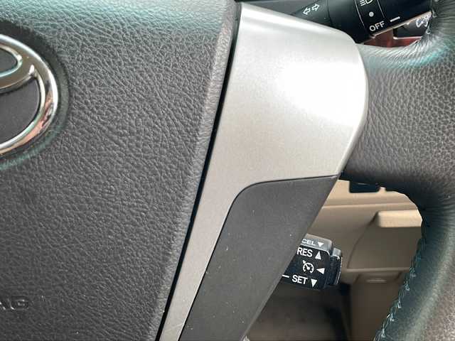 トヨタ ヴェルファイア 2．4V 山形県 2014(平26)年 7.6万km ホワイトパールクリスタルシャイン (株)IDOMが運営する【じしゃロン山形店】の自社ローン専用車両になります。/こちらは現金またはオートローンご利用時の価格です。/自社ローンご希望の方は別途その旨お申付け下さい。/外部検査実施済み/純正SDナビ/（DVD/フルセグTV/Bluetooth/MSV）/フリップダウンモニター/両側パワースライドドア/バックカメラ/クルーズコントロール/HIDヘッドライト/スマートキー/ビルトインETC/前席パワーシート/横滑り防止機能/純正17インチアルミホイール/カーテンエアバック/保証書/取扱説明書/スペアキー