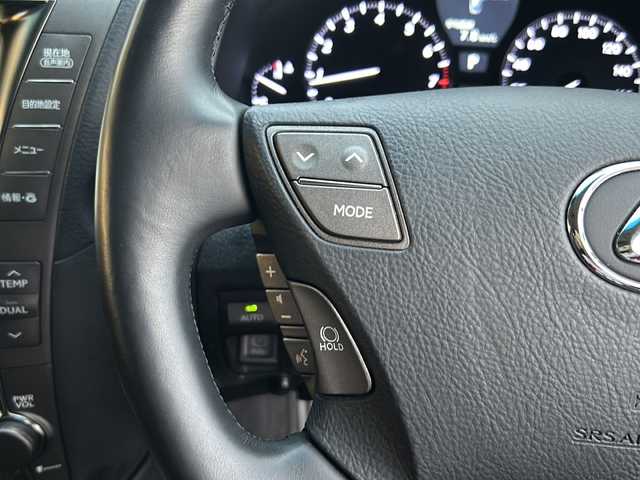 レクサス ＬＳ 460 バージョンC Iパッケージ 香川県 2009(平21)年 7万km ホワイトパールクリスタルシャイン 純正メーカーOPナビ/（フルセグTV/CD/DVD）/バックカメラ/サンルーフ/ドライブレコーダー/ステアリングヒーター/パワーシート/シートヒーター/エアシート/コーナーセンサー/ETC