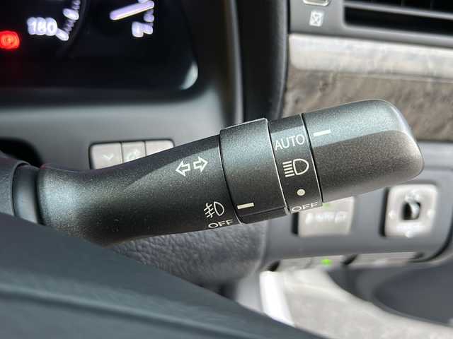 レクサス ＬＳ 460 バージョンC Iパッケージ 香川県 2009(平21)年 7万km ホワイトパールクリスタルシャイン 純正メーカーOPナビ/（フルセグTV/CD/DVD）/バックカメラ/サンルーフ/ドライブレコーダー/ステアリングヒーター/パワーシート/シートヒーター/エアシート/コーナーセンサー/ETC