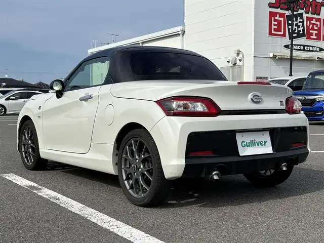 トヨタ コペン GRスポーツ 大分県 2020(令2)年 5.3万km パールホワイトⅢ ・純正ナビ(CD.BT.SD)/・5速MT/・ワンセグテレビ/・ETC/・シートヒーター/・オートエアコン/・スマートキー/・プッシュスタートボタン/・純正レカロシート/・GRフロアマット(純正)/・BBSホイール(純正)