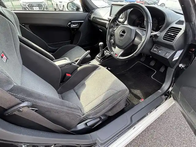 トヨタ コペン GRスポーツ 大分県 2020(令2)年 5.3万km パールホワイトⅢ ・純正ナビ(CD.BT.SD)/・5速MT/・ワンセグテレビ/・ETC/・シートヒーター/・オートエアコン/・スマートキー/・プッシュスタートボタン/・純正レカロシート/・GRフロアマット(純正)/・BBSホイール(純正)