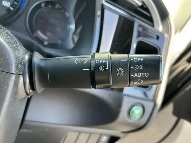 ホンダ シャトル G 新潟県 2015(平27)年 14.5万km クリスタルブラックパール 純正ナビ【Bluetooth、CD/DVD】/ETC/バックカメラ/スペアキー/スマートキー/アイドリングストップ/LEDヘッドライト/フルフラットシート/社外アルミホイール/社外フロアマット/横滑り防止/プッシュスタート/スマートキー/スペアキー