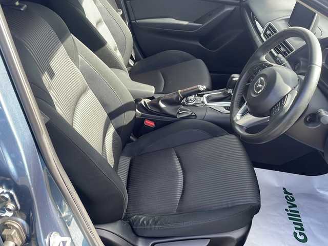 マツダ アクセラ スポーツ 15S 山梨県 2014(平26)年 6.7万km ブルーリフレックスマイカ 禁煙車　/純正ナビ　フルセグTV　BT/衝突軽減装置　/ＥＴＣ　/クルーズコントロール　/スマートキー　/オートライト　/オートエアコン　/ＬＥＤヘッドライト　/純正１６インチアルミホイール