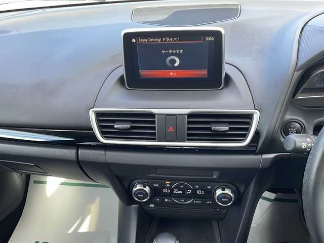 マツダ アクセラ スポーツ 15S 山梨県 2014(平26)年 6.7万km ブルーリフレックスマイカ 禁煙車　/純正ナビ　フルセグTV　BT/衝突軽減装置　/ＥＴＣ　/クルーズコントロール　/スマートキー　/オートライト　/オートエアコン　/ＬＥＤヘッドライト　/純正１６インチアルミホイール