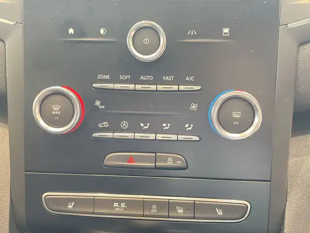 ルノー メガーヌ ルノースポール トロフィー 埼玉県 2019(令1)年 2.7万km オレンジ weds Sportアルミホイール/Bremboキャリパー/衝突軽減ブレーキ/サンルーフ/ディスプレイオーディオ/バックカメラ/LEDオートライト/シートヒーター/ブラインドスポットモニター/電子パーキング/パドルシフト/ETC