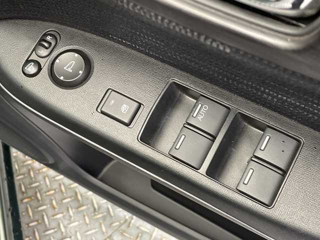 ホンダ Ｎ ＯＮＥ プレミアム ツアラー 栃木県 2018(平30)年 4.8万km ブリティッシュグリーンP メモリーナビ/（CD/Bluetooth/USB/フルセグTV）/バックカメラ/衝突軽減ブレーキ/ETC/前方ドライブレコーダー/ハーフレザーシート/禁煙車/オートライト/LEDヘッドライト/フォグランプ/スマートキー/プッシュスタート/ステアリングスイッチ/革巻きステアリング/電動格納ミラー/純正アルミホイール/純正フロアマット