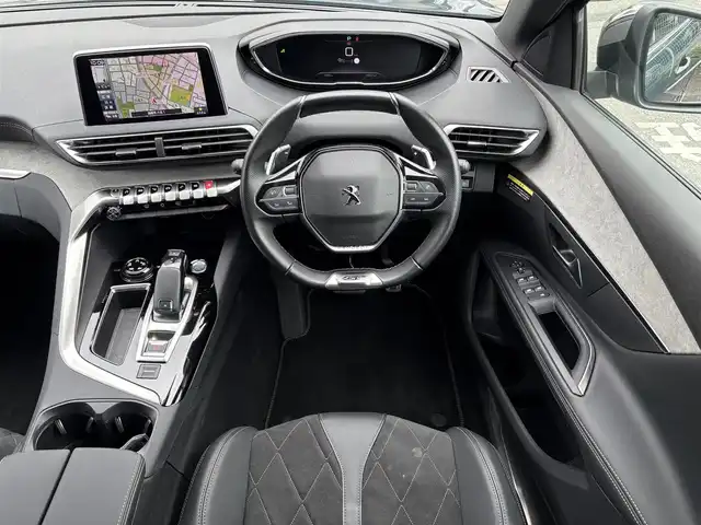 プジョー ５００８ GT ブルーHDi 愛知県 2020(令2)年 0.8万km 青 ワンオーナー/純正ナビ/（Apple Car Play/Android Auto/BT/USB/ラジオ）/フルセグTV/バックカメラ/ハーフレザーシート/レーダークルーズコントロール/BSM/クリアランスソナー/パワーバックドア/パドルシフト/電動パーキングブレーキ/LEDヘッドライト/スマートキー×2