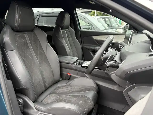 プジョー ５００８ GT ブルーHDi 愛知県 2020(令2)年 0.8万km 青 ワンオーナー/純正ナビ/（Apple Car Play/Android Auto/BT/USB/ラジオ）/フルセグTV/バックカメラ/ハーフレザーシート/レーダークルーズコントロール/BSM/クリアランスソナー/パワーバックドア/パドルシフト/電動パーキングブレーキ/LEDヘッドライト/スマートキー×2