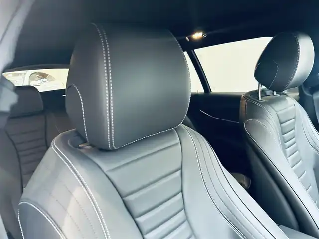 メルセデス・ベンツ Ｅ２２０ｄ ステーションワゴンアバンギャルド 大阪府 2019(平31)年 3.4万km ポーラホワイト レザーエクスクルーシブP/レーダーセーフティP/HUD/Burmeste/ACC/純正ナビ/TV/360度カメラ/applecarplay/純正19インチAW/LEDヘッドライト/アンビエントライト/電動リアゲート/ブラインドスポット/黒革/メモリ付きパワーシート/シートヒーター/パフュームアトマイザー/クリアランスソナー/ETC/ドラレコ/レーダー探知機