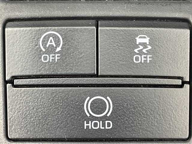 トヨタ クラウン RS アドバンス 岐阜県 2018(平30)年 4.3万km ホワイトパールクリスタルシャイン 純正メモリナビ/フルセグ/BT/DVD/USB/バックカメラ/トヨタセーフティセンス/・プリクラッシュセーフティ/・レーダークルーズコントロール/・レーントレーシングアシスト/・オートマチックハイビーム/・ロードサインアシスト/ブラインドスポットモニター/リヤトラフィックアラート/クリアランスソナー/アイドリングストップ/ビルトインETC/ハーフレザーシート/前席シートヒーター/ステアリングヒーター/シーケンシャルウインカー/LEDオートライト/フォグランプ/純正18インチAW/パドルシフト/プッシュスタート/サイドバイザー/純正フロアマット