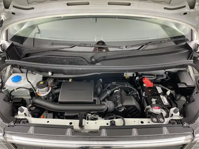 ホンダ Ｎ ＢＯＸ カスタム 愛知県 2023(令5)年 2.2万km プラチナホワイトパール 禁煙車/純正９インチナビ/（ＤＶＤ/ＣＤ/フルセグTV/AppleCarPlay/Bluetooth）/バックカメラ/ホンダセンシング/・衝突軽減ブレーキ/・車線逸脱支援システム/・路外逸脱抑制機能/・先行車発進お知らせ機能/・リアパーキングセンサー/・標識認識機能/・アダプティブクルーズコントロール/・オートマチックハイビーム/ＥＴＣ/ドライブレコーダー/シートヒーター/両側パワースライドドア/純正１４インチアルミホイール/ＬＥＤヘッドライト/フロントフォグランプ/オートライト/スマートキー/プッシュスタート/純正フロアマット/横滑り防止装置/チップアップシート/ベンチシート