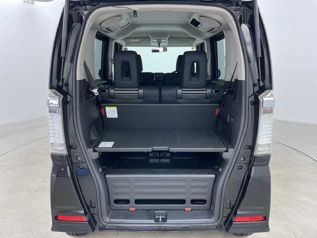 ホンダ Ｎ ＢＯＸ ＋ カスタム G 道央・札幌 2014(平26)年 10.6万km スマートブラック ・4WD/・純正ナビ&CD&DVD&SD&BT&TV/・バックカメラ/・アイドリングストップ/・ドアミラーヒーター/・HIDヘッドライト/・オートライト/・純正エンジンスターター/・スマートキー/・スペアキー