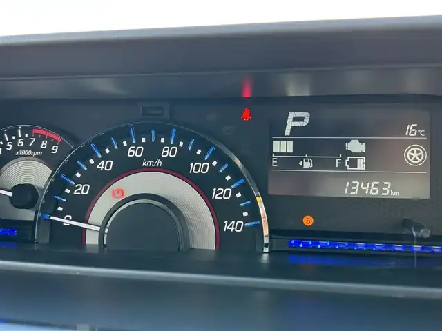 スズキ ワゴンＲ スティングレー HYBRID X 山形県 2021(令3)年 1.4万km スチールシルバーM 禁煙車/4WD/社外オーディオ/・AM/FM/CD/AUX/アイドリングストップ/コーナーセンサー/衝突被害軽減ブレーキ/車線逸脱警報/横滑り防止装置/盗難防止装置/LEDヘッドライト/オートライト/フロントフォグランプ/シートヒーター（D/N席）/フロアマット/冬タイヤ積み込み/保証書/取扱説明書