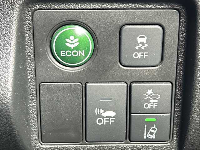 ホンダ ヴェゼル ハイブリッド X ホンダセンシング 鳥取県 2019(令1)年 3.6万km クリスタルブラックパール ワンオーナー/ナビ装着用スペシャルパッケージ＋ETC車載器/Honda SENSING/前席用 i-サイドエアバッグシステム＋サイドカーテンエアバッグシステム(前席/後席対応)/LEDヘッドライト/ハロゲンフォグライト/ボディロアガーニッシュ(ガンメタリック塗装)/16インチアルミホイール/AM/FM、CD/DVD/ドアバイザー/プッシュスタート/フルセグテレビ