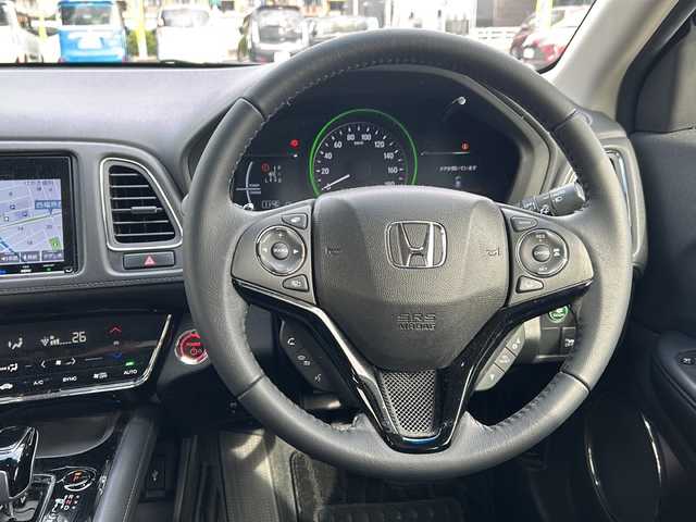 ホンダ ヴェゼル ハイブリッド X ホンダセンシング 鳥取県 2019(令1)年 3.6万km クリスタルブラックパール ワンオーナー/ナビ装着用スペシャルパッケージ＋ETC車載器/Honda SENSING/前席用 i-サイドエアバッグシステム＋サイドカーテンエアバッグシステム(前席/後席対応)/LEDヘッドライト/ハロゲンフォグライト/ボディロアガーニッシュ(ガンメタリック塗装)/16インチアルミホイール/AM/FM、CD/DVD/ドアバイザー/プッシュスタート/フルセグテレビ