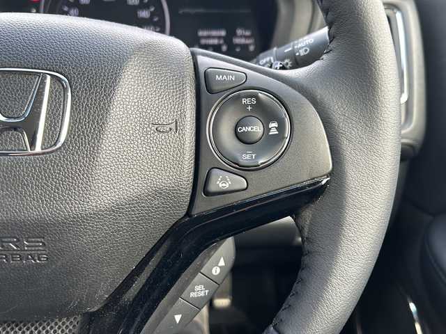 ホンダ ヴェゼル ハイブリッド X ホンダセンシング 鳥取県 2019(令1)年 3.6万km クリスタルブラックパール ワンオーナー/ナビ装着用スペシャルパッケージ＋ETC車載器/Honda SENSING/前席用 i-サイドエアバッグシステム＋サイドカーテンエアバッグシステム(前席/後席対応)/LEDヘッドライト/ハロゲンフォグライト/ボディロアガーニッシュ(ガンメタリック塗装)/16インチアルミホイール/AM/FM、CD/DVD/ドアバイザー/プッシュスタート/フルセグテレビ