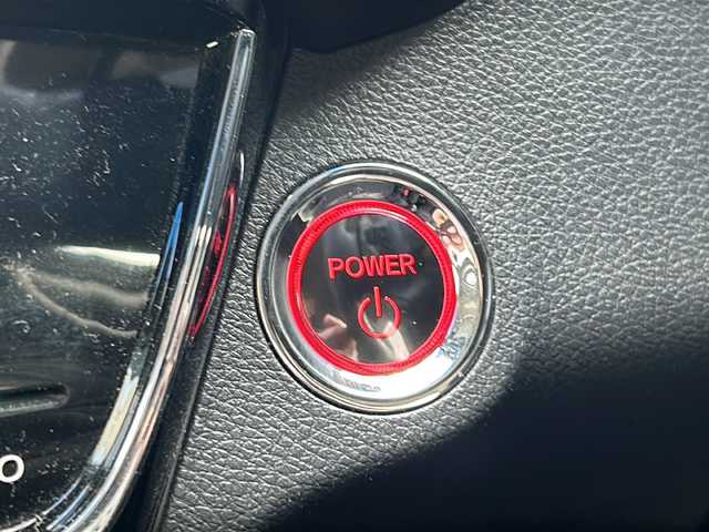 ホンダ ヴェゼル ハイブリッド X ホンダセンシング 鳥取県 2019(令1)年 3.6万km クリスタルブラックパール ワンオーナー/ナビ装着用スペシャルパッケージ＋ETC車載器/Honda SENSING/前席用 i-サイドエアバッグシステム＋サイドカーテンエアバッグシステム(前席/後席対応)/LEDヘッドライト/ハロゲンフォグライト/ボディロアガーニッシュ(ガンメタリック塗装)/16インチアルミホイール/AM/FM、CD/DVD/ドアバイザー/プッシュスタート/フルセグテレビ