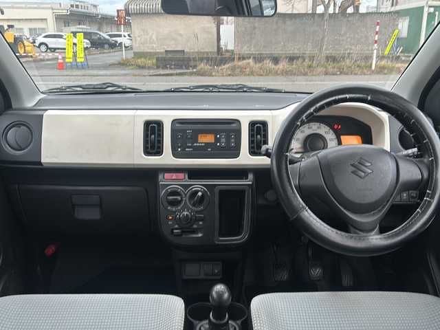 スズキ アルト F 石川県 2017(平29)年 18.6万km シルキーシルバーメタリック ワンオーナー/4WD/オーディオ/【CD・FM・AM・AUX】/社外AW冬タイヤ車載 溝6mm/運転席シートヒーター/純正フロアマット/ドアバイザー