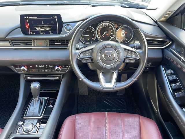 マツダ マツダ６セダン XD スポーツアピアランス 広島県 2023(令5)年 1.1万km ジェットブラックマイカ /登録時走行距離/　　　　　　　10929キロ/ワンオーナー/i-stop/純正ナビ/全方位モニター/地デジ/赤革シート/シートヒーター/クルーズコントロール/HUD/BOSEサウンドシステム/ETC/新車時整備手帳/　　【保証書】/取扱説明書/