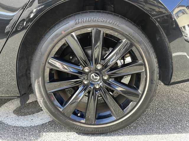 マツダ マツダ６セダン XD スポーツアピアランス 広島県 2023(令5)年 1.1万km ジェットブラックマイカ /登録時走行距離/　　　　　　　10929キロ/ワンオーナー/i-stop/純正ナビ/全方位モニター/地デジ/赤革シート/シートヒーター/クルーズコントロール/HUD/BOSEサウンドシステム/ETC/新車時整備手帳/　　【保証書】/取扱説明書/