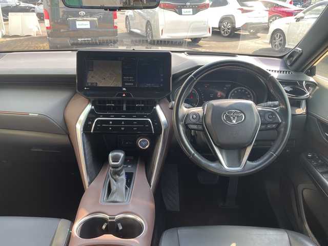 トヨタ ハリアー ハイブリッド Z 宮崎県 2021(令3)年 4.8万km プレシャスブラックパール 純正ナビ　ＪＢＬ　フルセグＴＶ　全方位カメラ　パワーバックドア　/２０インチアルミ　デジタルミラー　ＥＴＣ　ハーフレザー　レーンキープ　ＬＥＤヘッドライト　オートマチックハイビーム