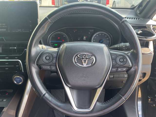 トヨタ ハリアー ハイブリッド Z 宮崎県 2021(令3)年 4.8万km プレシャスブラックパール 純正ナビ　ＪＢＬ　フルセグＴＶ　全方位カメラ　パワーバックドア　/２０インチアルミ　デジタルミラー　ＥＴＣ　ハーフレザー　レーンキープ　ＬＥＤヘッドライト　オートマチックハイビーム