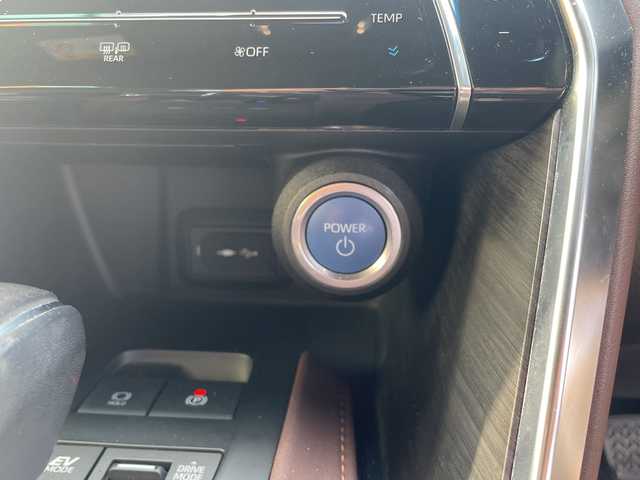 トヨタ ハリアー ハイブリッド Z 宮崎県 2021(令3)年 4.8万km プレシャスブラックパール 純正ナビ　ＪＢＬ　フルセグＴＶ　全方位カメラ　パワーバックドア　/２０インチアルミ　デジタルミラー　ＥＴＣ　ハーフレザー　レーンキープ　ＬＥＤヘッドライト　オートマチックハイビーム