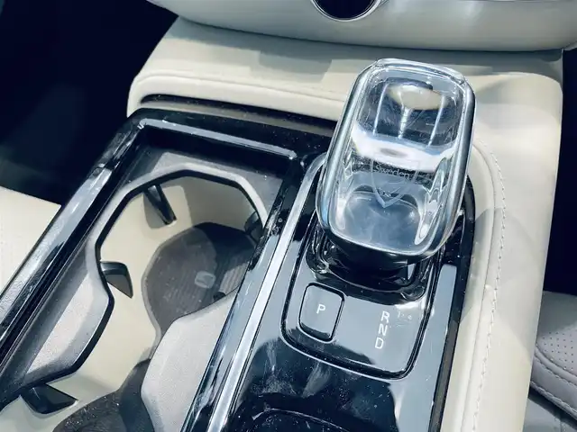 ボルボ Ｖ６０ T6 ツインEG AWD モメンタム 大阪府 2020(令2)年 2.9万km 青 HUD/ACC/HarmanKardon/純正ナビ/TV/360度カメラ/applecarplay/純正18インチAW/LEDヘッドライト/電動リアゲート/BLIS/クリアランスソナー/革シート/メモリ付きパワーシート/エアシートヒーター/ETC/ドラレコ/レーダー探知機/ルーフレール/自動駐車/スマートキー