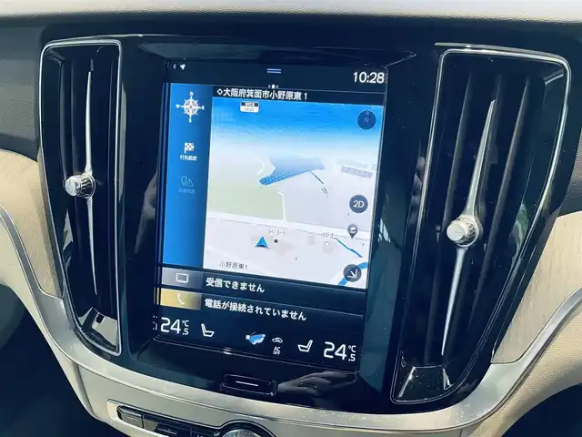 ボルボ Ｖ６０ T6 ツインEG AWD モメンタム 大阪府 2020(令2)年 2.9万km 青 HUD/ACC/HarmanKardon/純正ナビ/TV/360度カメラ/applecarplay/純正18インチAW/LEDヘッドライト/電動リアゲート/BLIS/クリアランスソナー/革シート/メモリ付きパワーシート/エアシートヒーター/ETC/ドラレコ/レーダー探知機/ルーフレール/自動駐車/スマートキー