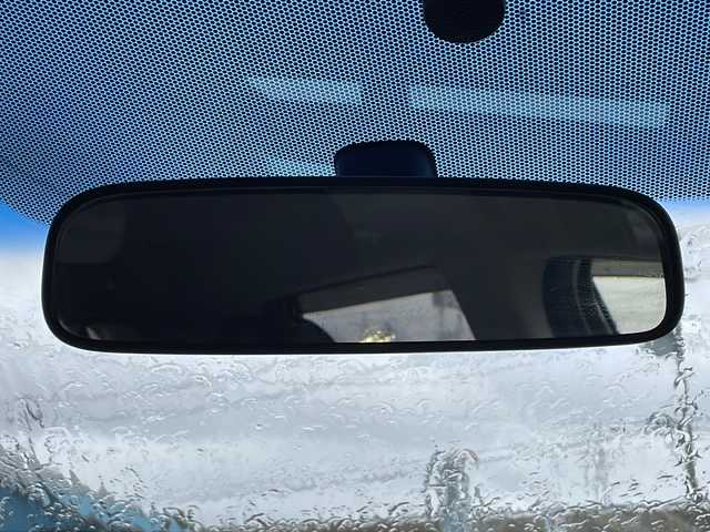 ホンダ フィット 13G Lパッケージ 山形県 2014(平26)年 10万km プレミアムホワイトパール 禁煙車/4WD/寒冷地仕様/横滑り防止装置/社外SDナビ/（Bluetooth/CD/DVD/フルセグ)/バックカメラ/LEDオートライト/ステアリングスイッチ/ETC/社外AW/純正フロアマット/電動格納ウィンカーミラー/スマートキー×2/エンジンスターター/ドアバイザー