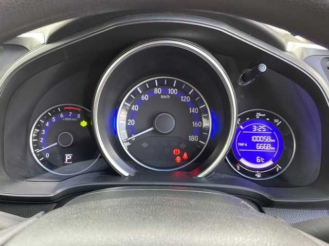 ホンダ フィット 13G Lパッケージ 山形県 2014(平26)年 10万km プレミアムホワイトパール 禁煙車/4WD/寒冷地仕様/横滑り防止装置/社外SDナビ/（Bluetooth/CD/DVD/フルセグ)/バックカメラ/LEDオートライト/ステアリングスイッチ/ETC/社外AW/純正フロアマット/電動格納ウィンカーミラー/スマートキー×2/エンジンスターター/ドアバイザー